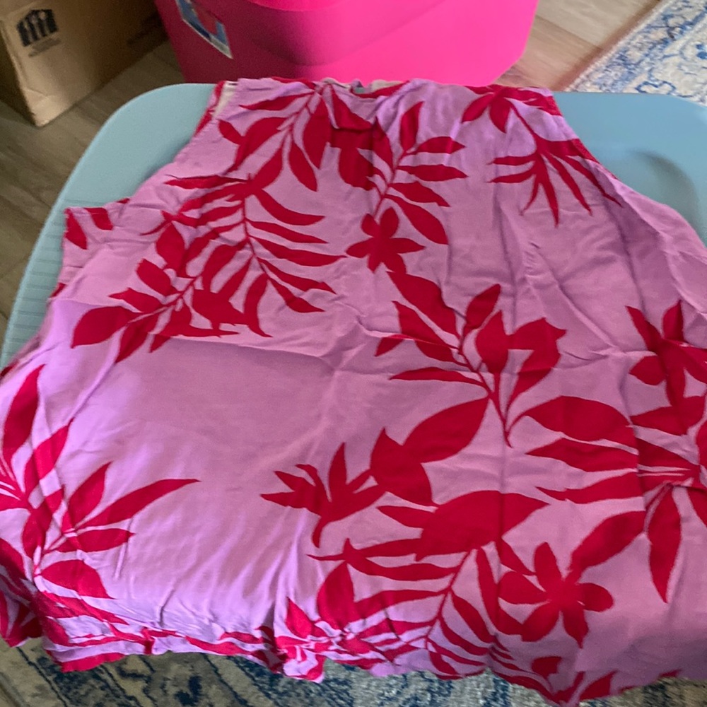 XXL tank top lightweight pink and purple